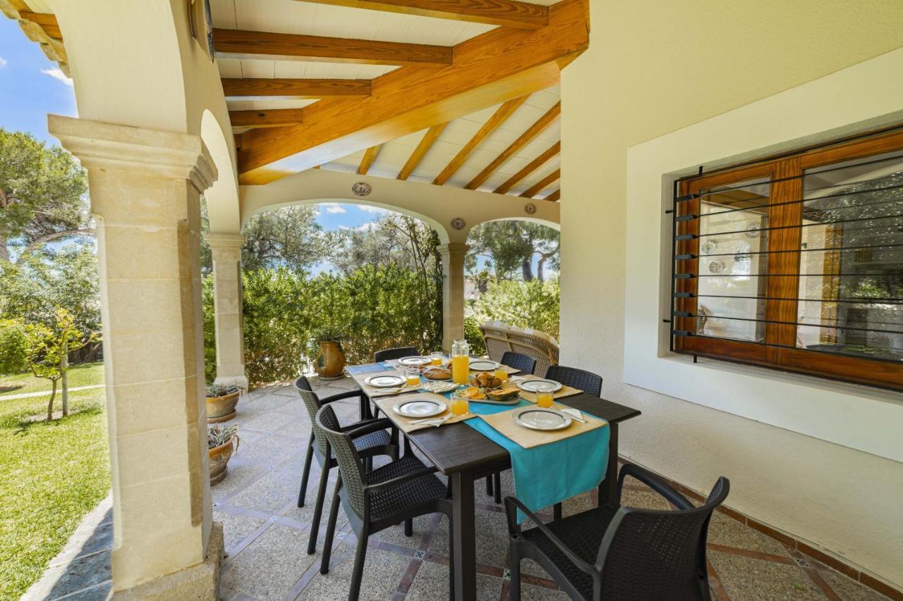 Villa Alcanada Garden Alcudia  Bagian luar foto