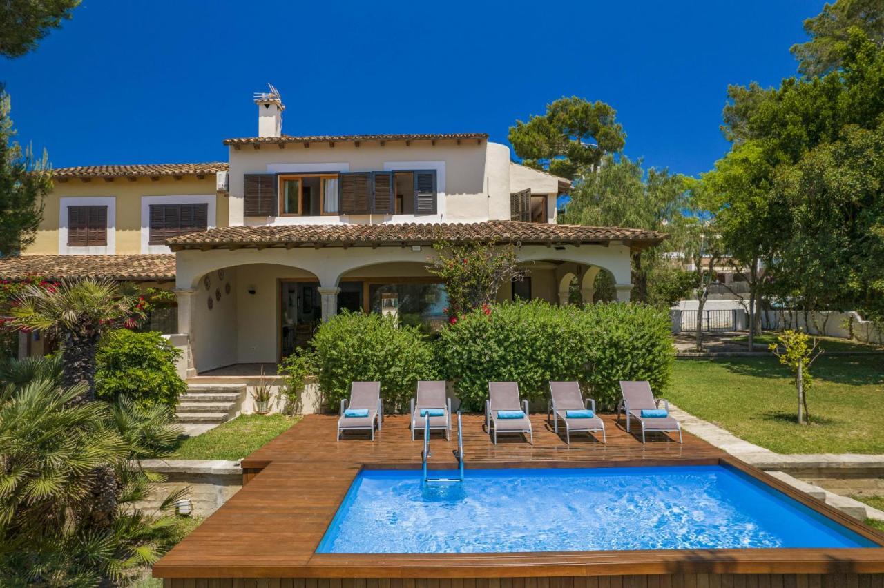 Villa Alcanada Garden Alcudia  Bagian luar foto