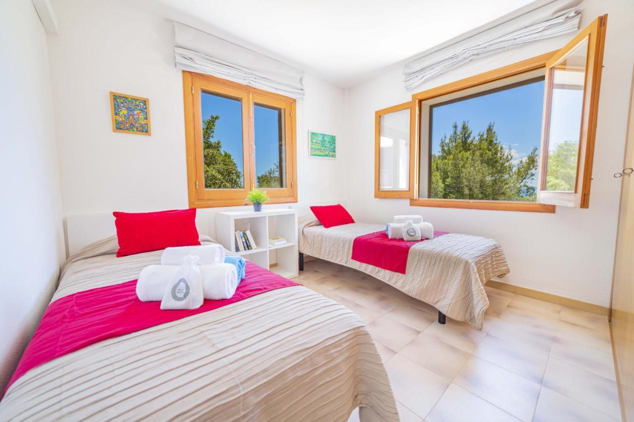 Villa Alcanada Garden Alcudia  Bagian luar foto